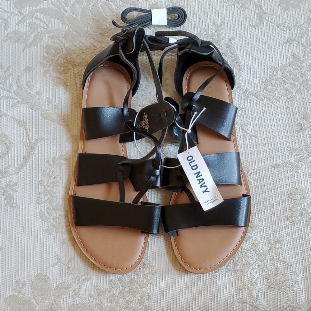 Old Navy Black sandals
